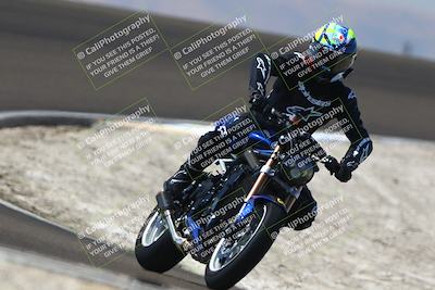 media/Sep-21-2025-TrackDaz (Sun) [[277c75b276]]/C Group/1240pm (Turn 2)/